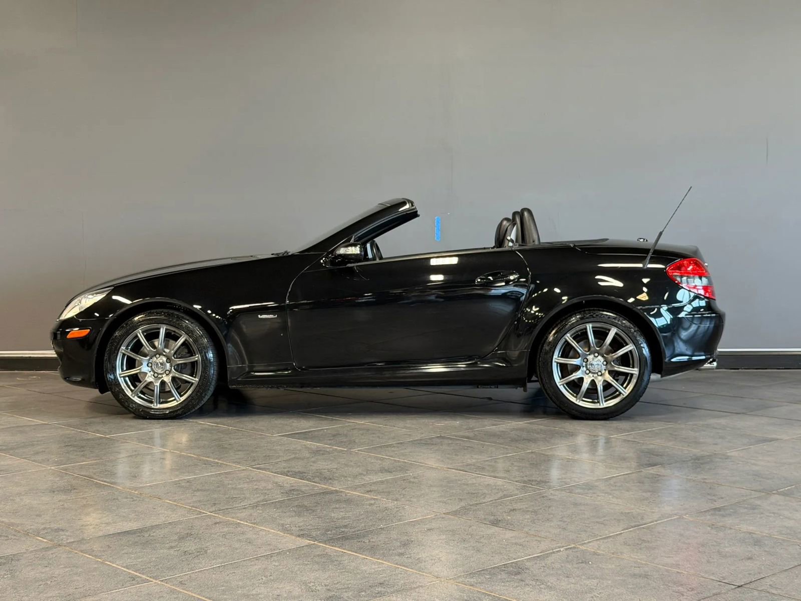 Used 2008 Mercedes-Benz SLK 280 image 10