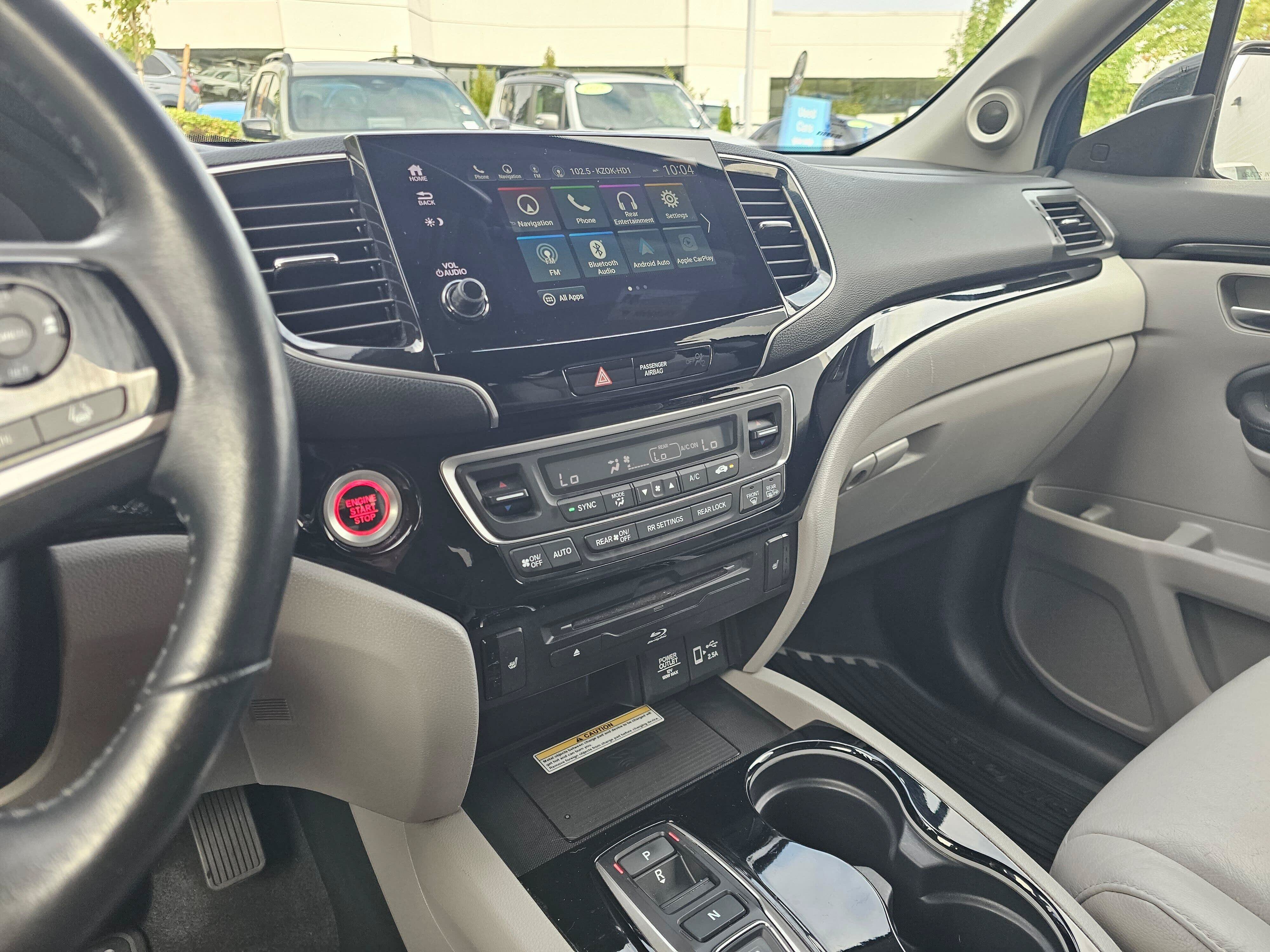 Used 2020 Honda Pilot Touring image 29