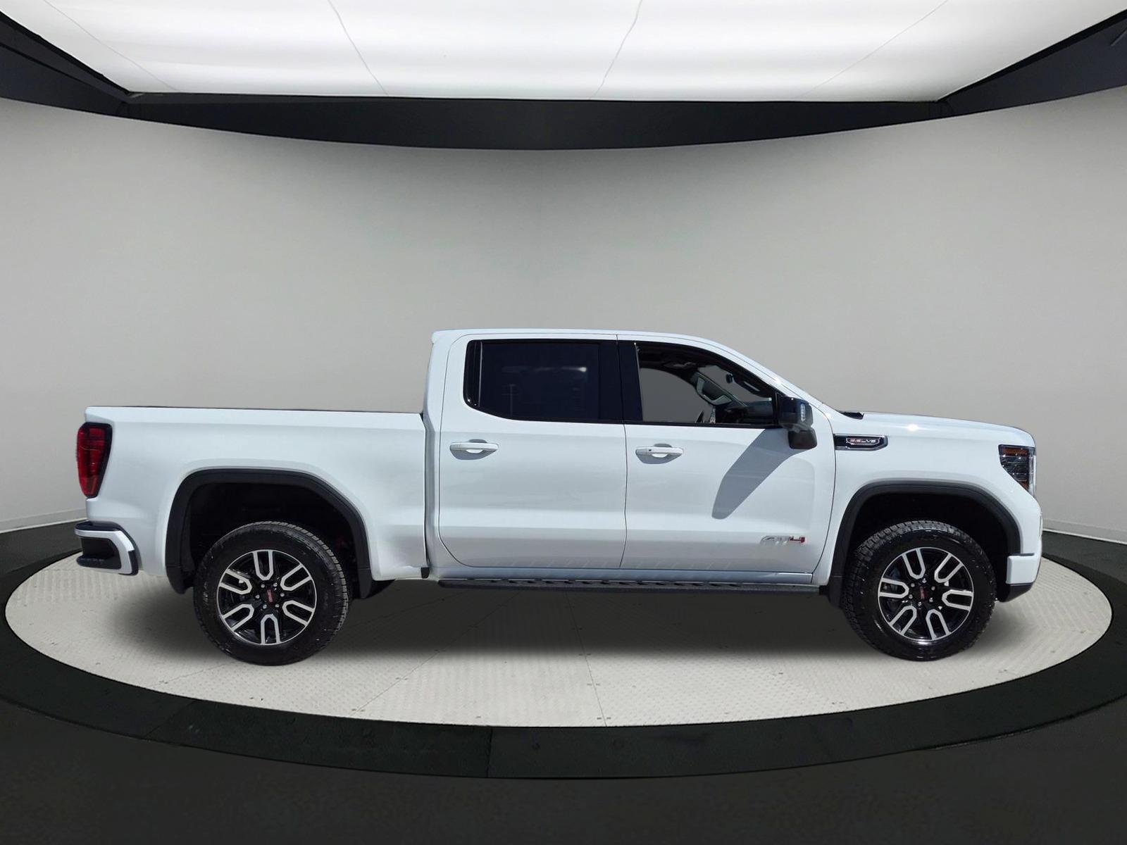 New 2026 GMC Sierra 1500 AT4 w/ Technology Package AWD/4WD image 6