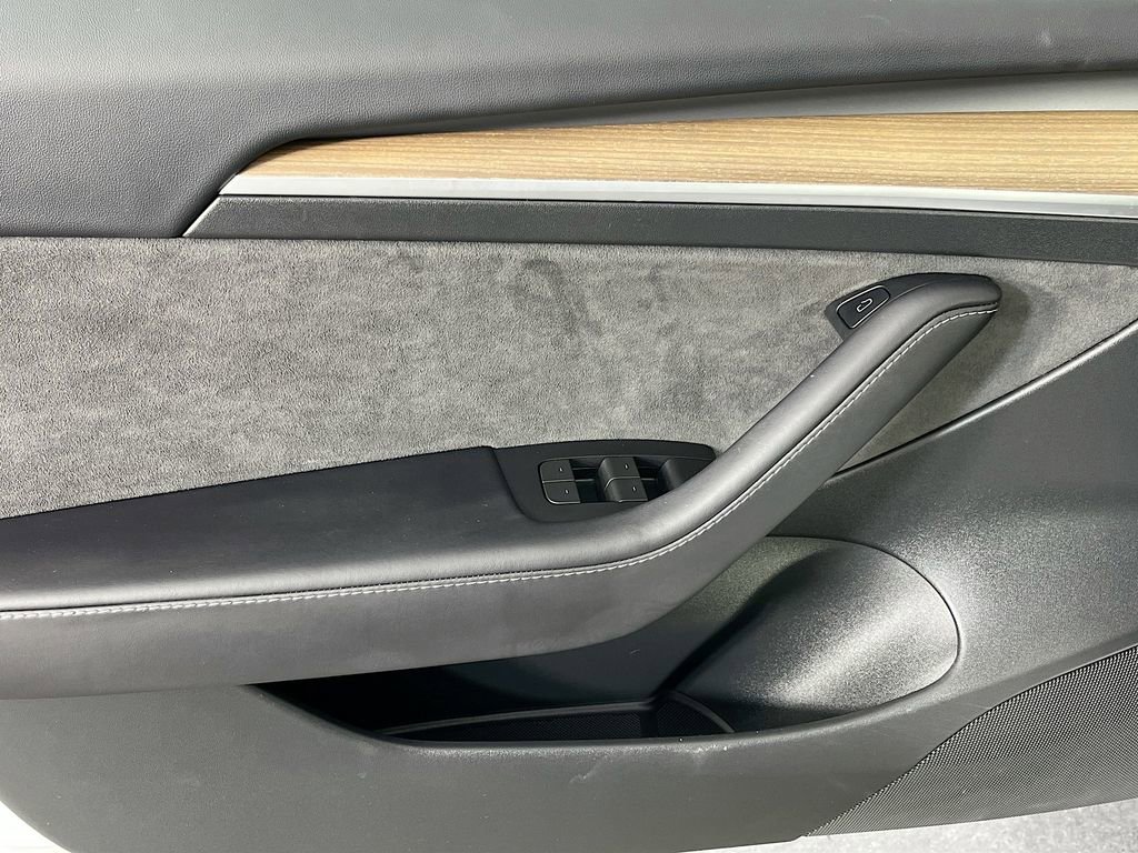 Used 2023 Tesla Model 3 Standard Range RWD image 24