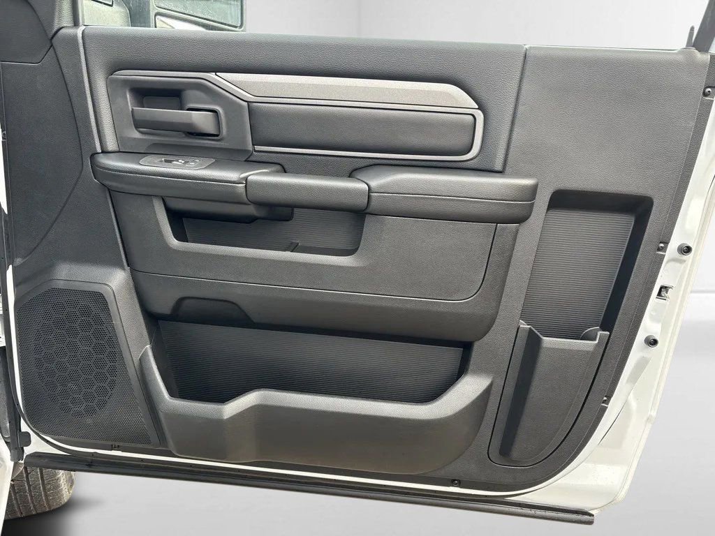 New 2026 RAM 3500 Tradesman AWD/4WD image 19