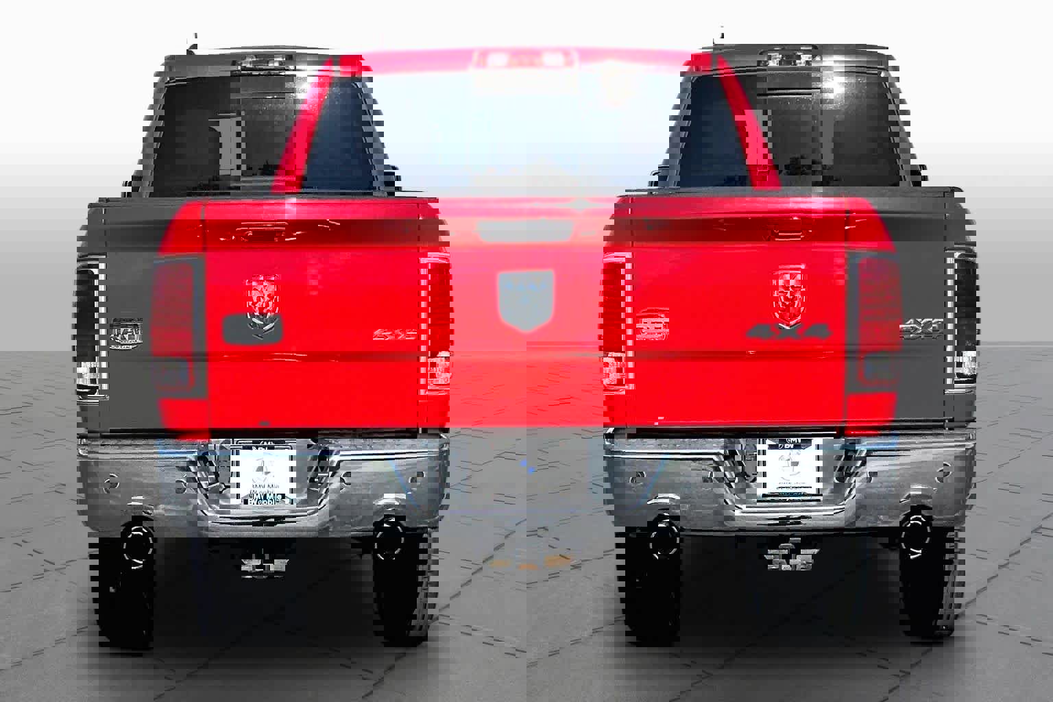 Used 2013 RAM 1500 Laramie Longhorn w/ Convenience Group AWD/4WD image 4