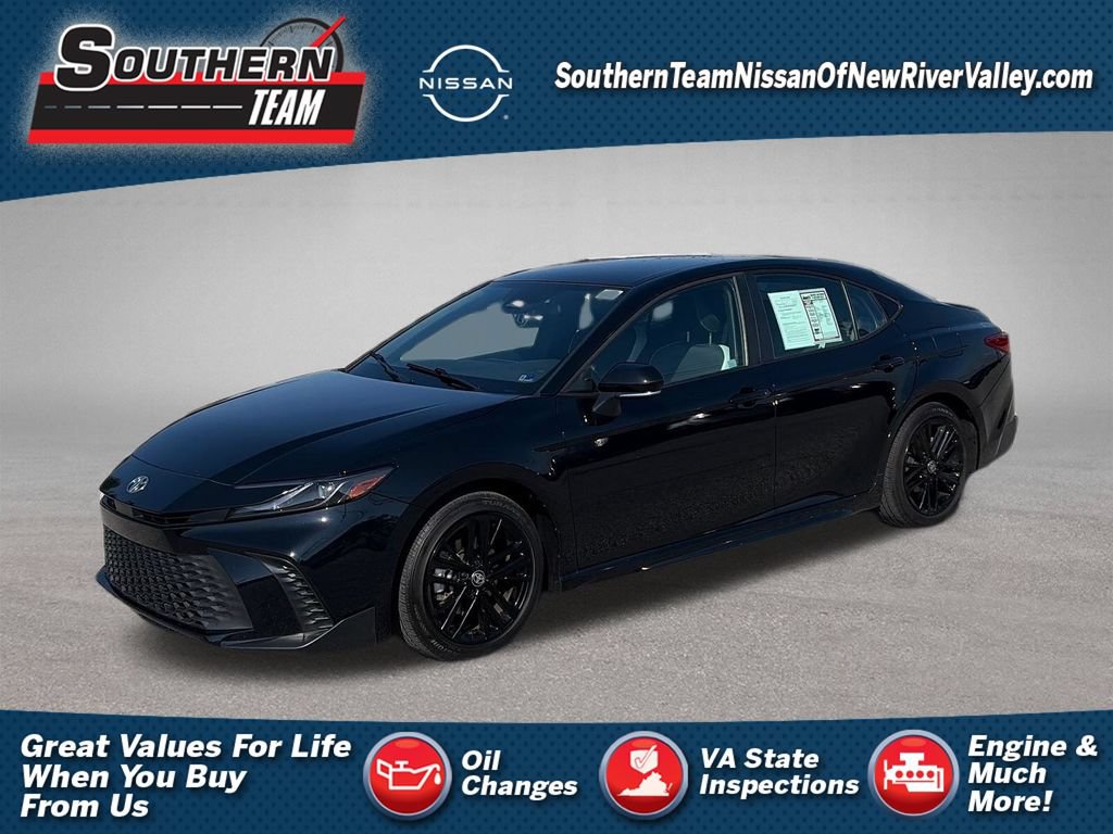 Used 2025 Toyota Camry SE