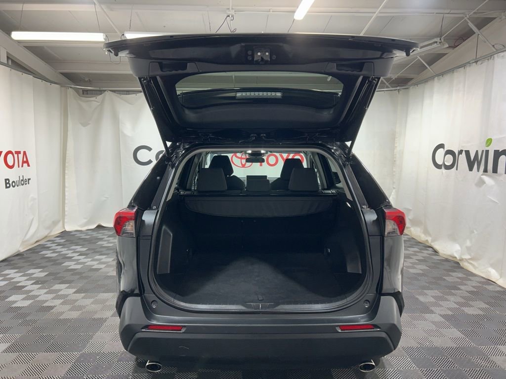 Used 2025 Toyota RAV4 XLE image 16