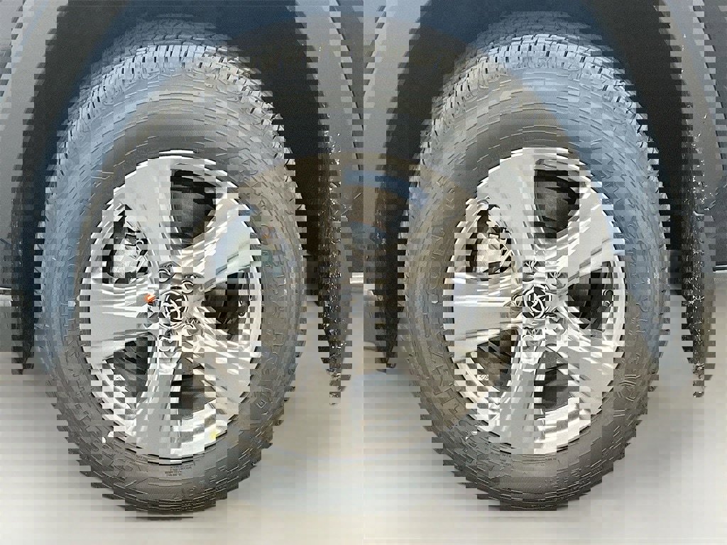 New 2025 Toyota RAV4 LE image 8