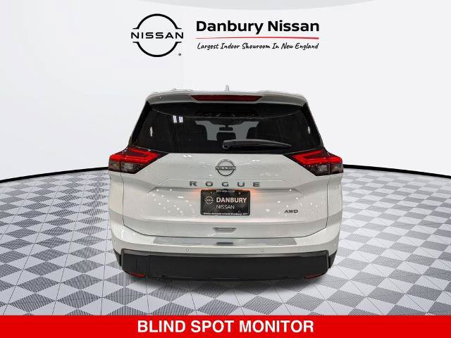Certified 2025 Nissan Rogue SV w/ SV Premium Package AWD/4WD image 5