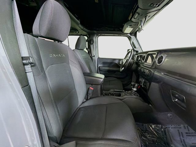 Used 2018 Jeep Wrangler Unlimited Sahara AWD/4WD image 26