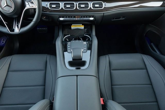 Certified 2025 Mercedes-Benz GLE 350 4MATIC image 26