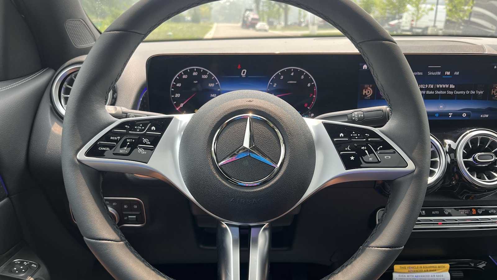 Used 2026 Mercedes-Benz GLB 250 4MATIC image 36
