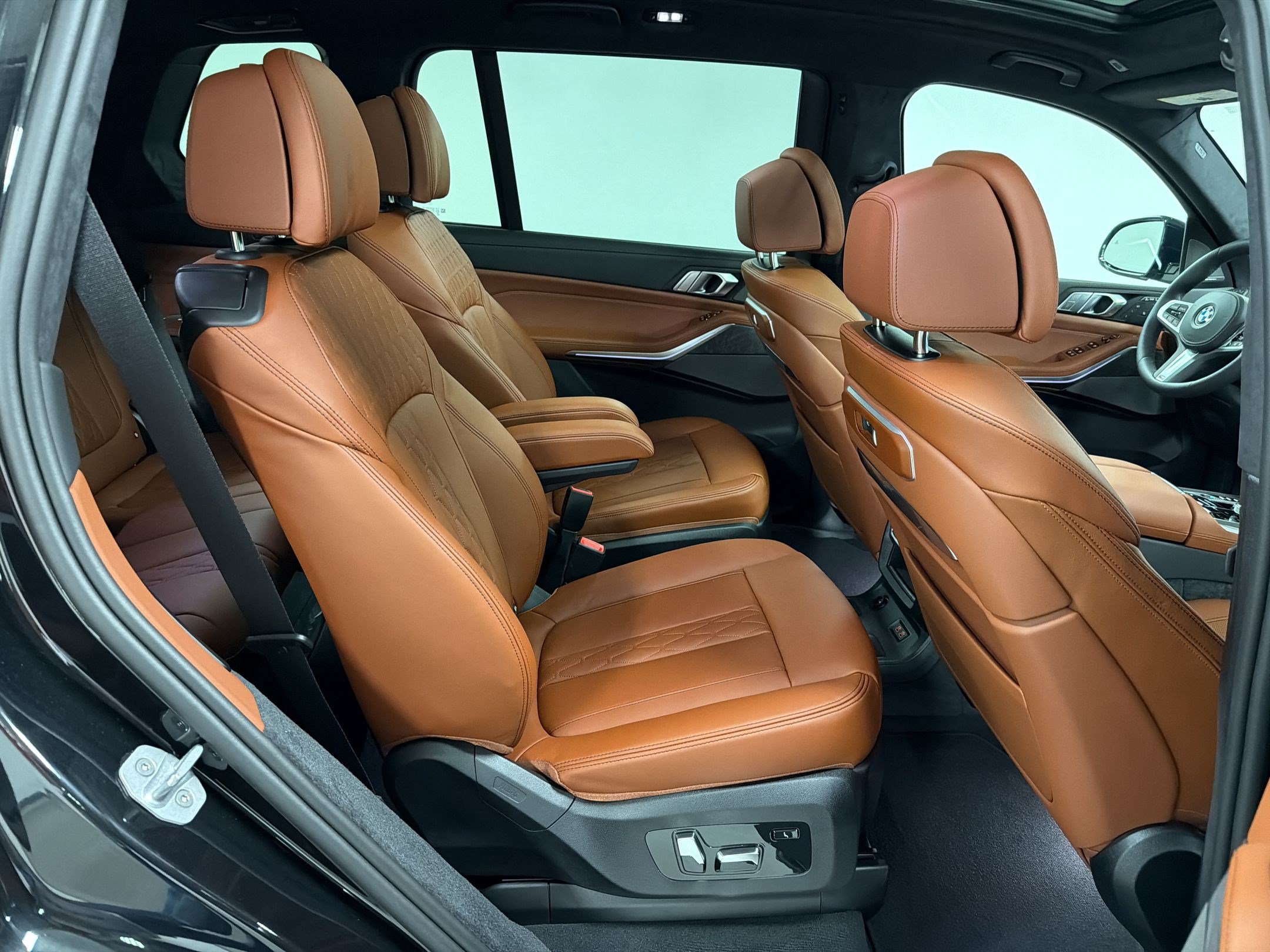 New 2027 BMW X7 xDrive40i AWD/4WD image 30