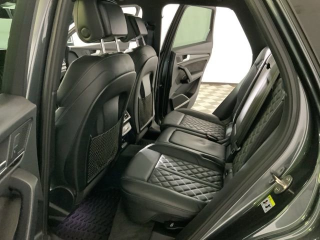 Used 2018 Audi SQ5 Prestige w/ Prestige Package AWD/4WD image 30