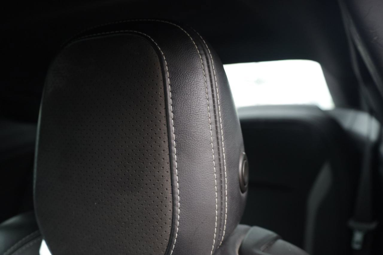 Used 2019 Chevrolet Camaro SS RWD image 30