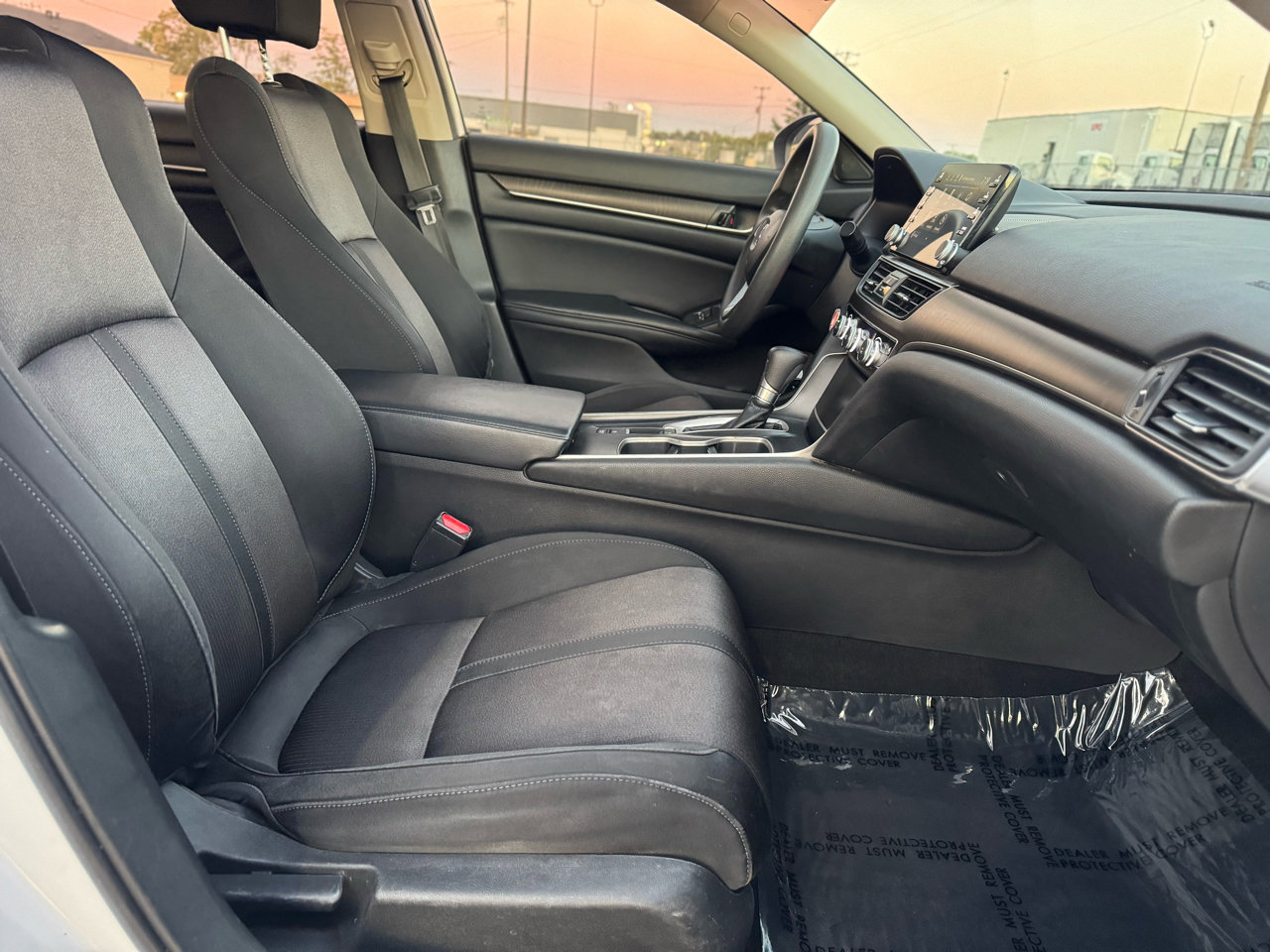 Used 2018 Honda Accord EX image 24