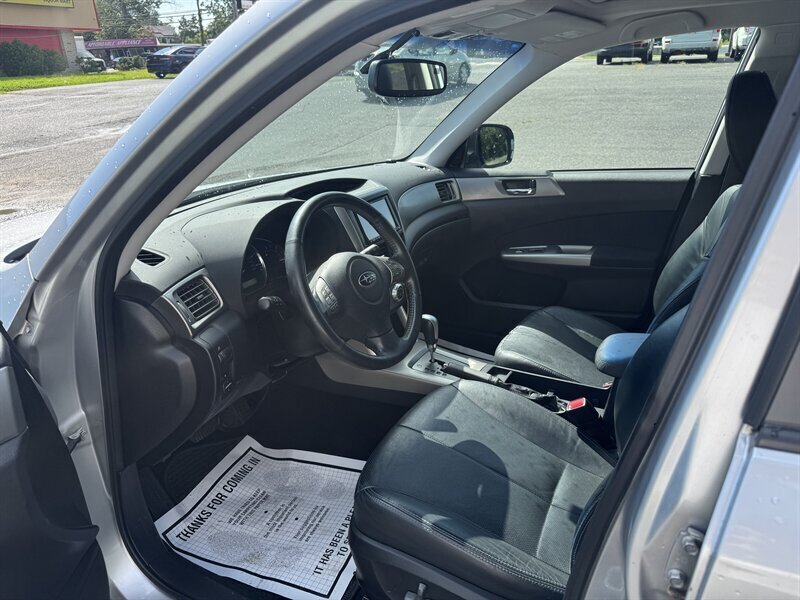 Used 2010 Subaru Forester 2.5X Limited AWD/4WD image 17