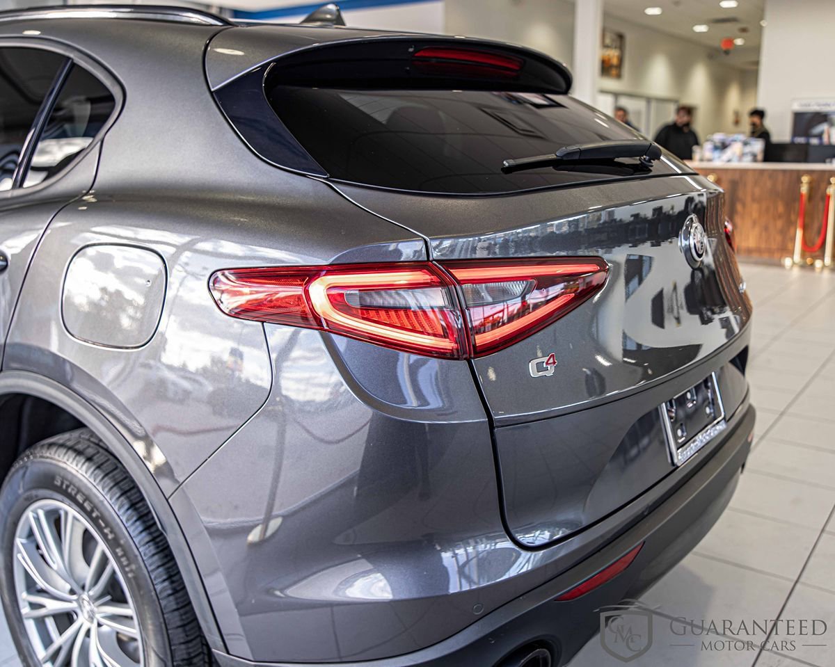 Used 2022 Alfa Romeo Stelvio Sprint AWD/4WD image 15