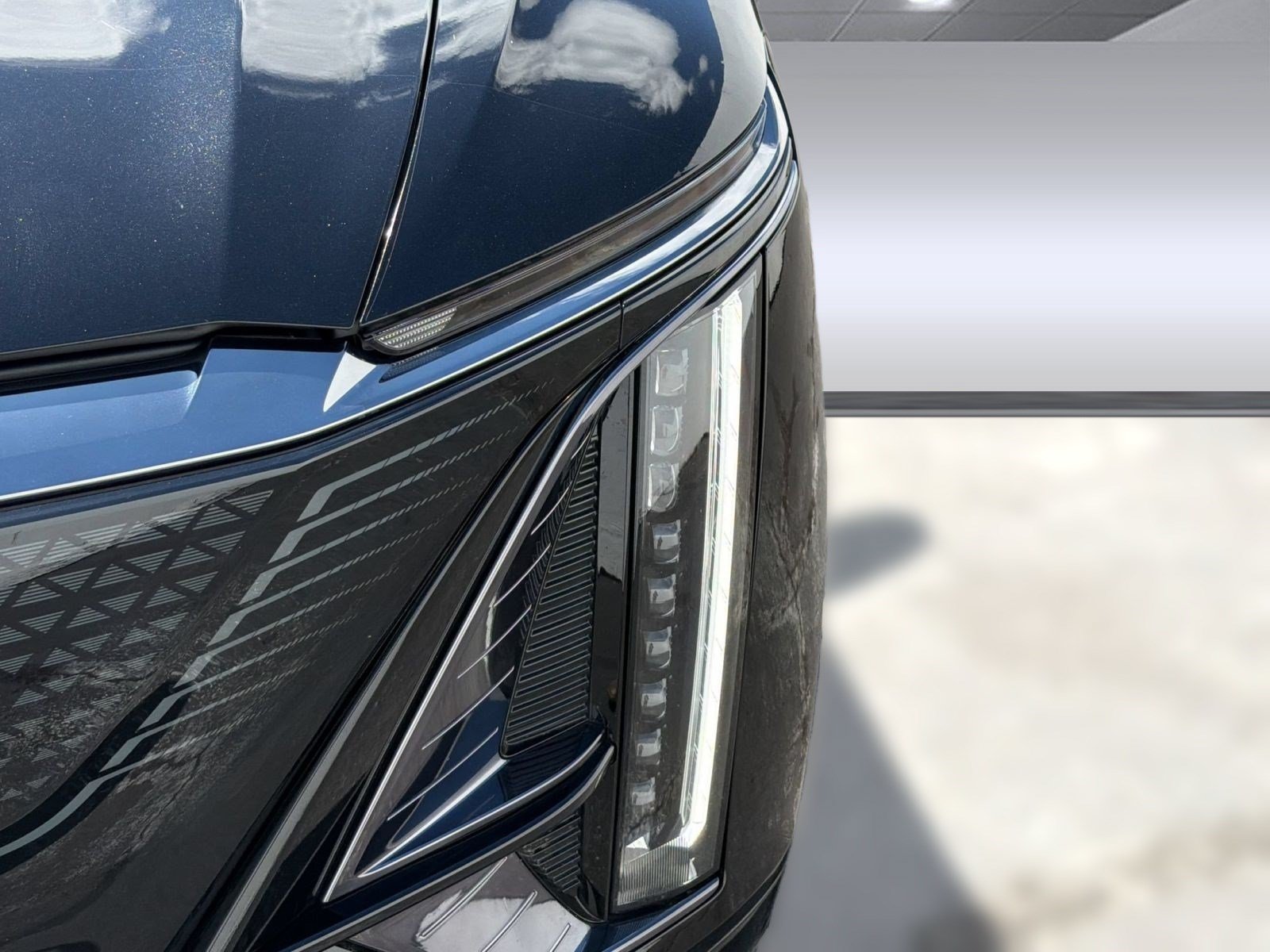 Certified 2024 Cadillac Lyriq Sport AWD/4WD image 11