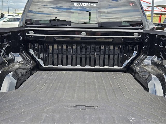 Used 2024 Chevrolet Colorado LT w/ LT Convenience Package image 10