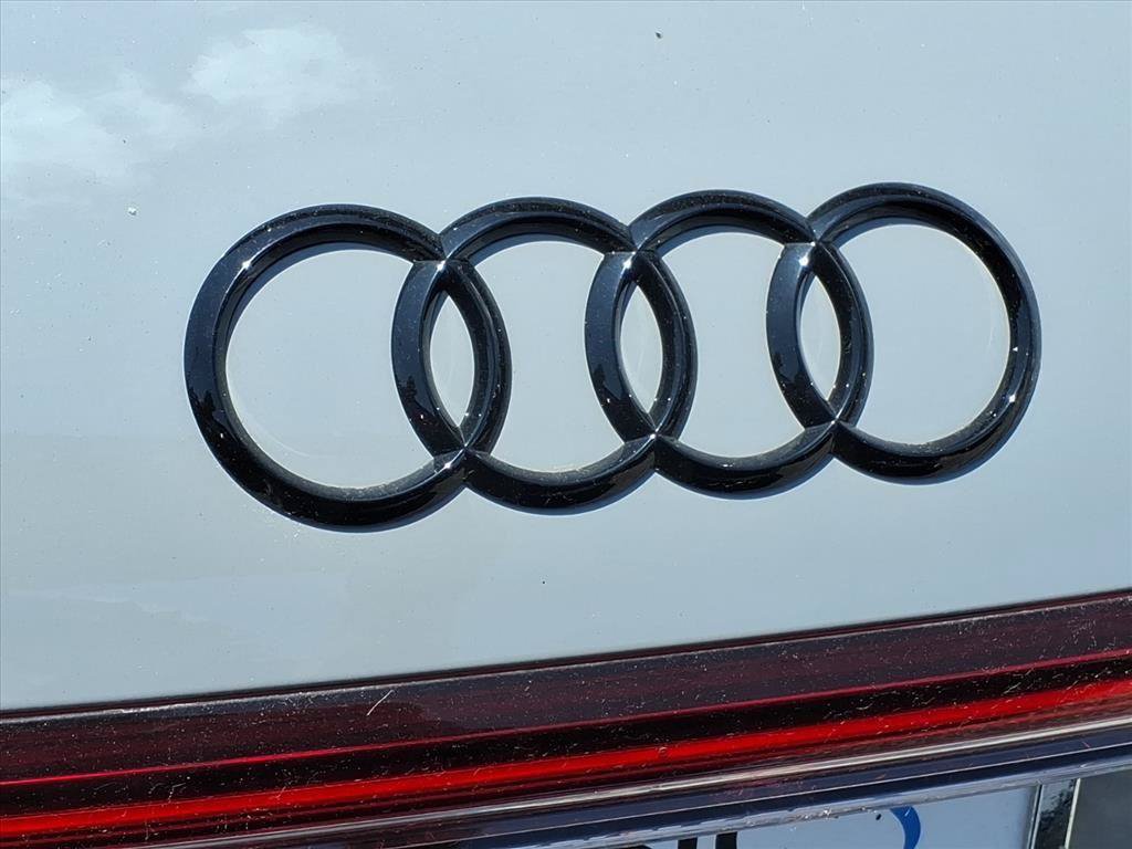 New 2025 Audi Q4 e-tron Premium Plus AWD/4WD image 31