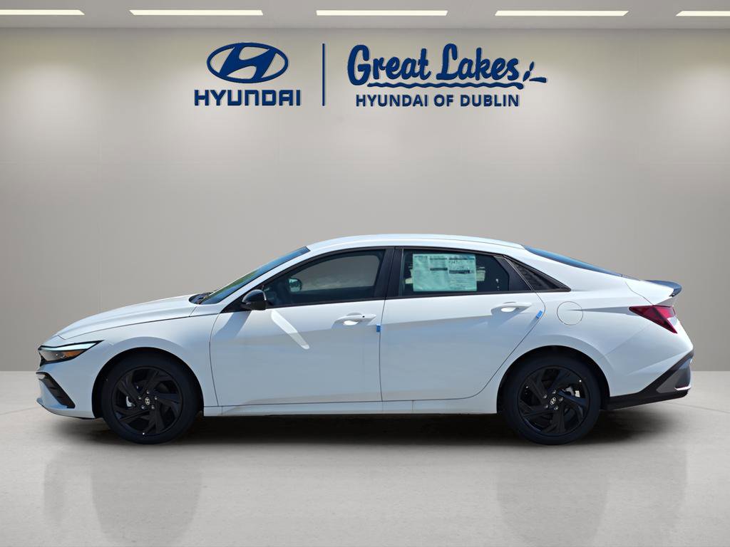 New 2026 Hyundai Elantra Sport FWD image 2