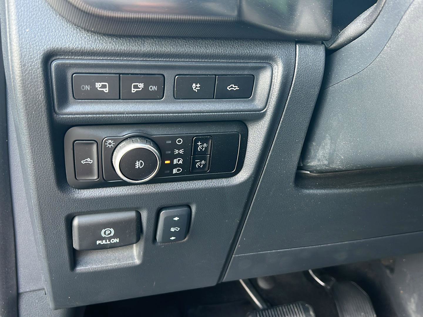 Certified 2024 Ford F150 Raptor AWD/4WD image 20