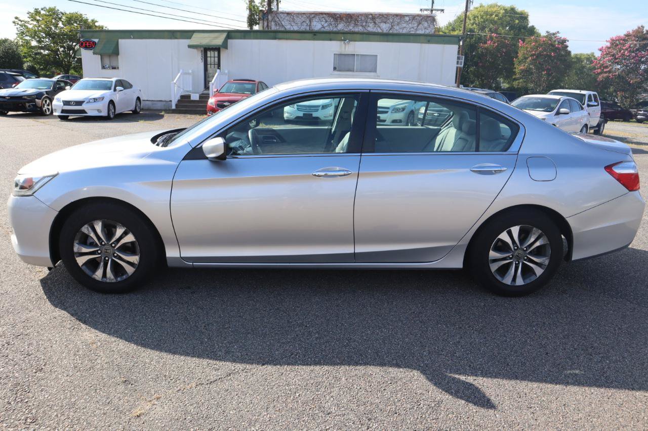 Used 2015 Honda Accord LX image 3