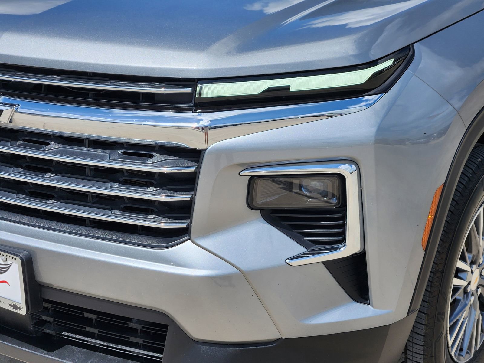 Used 2024 Chevrolet Traverse LT image 8