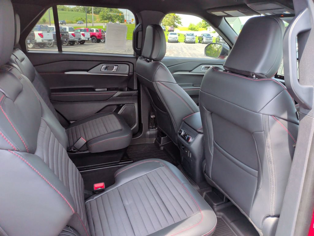 New 2026 Ford Explorer ST-Line AWD/4WD image 10