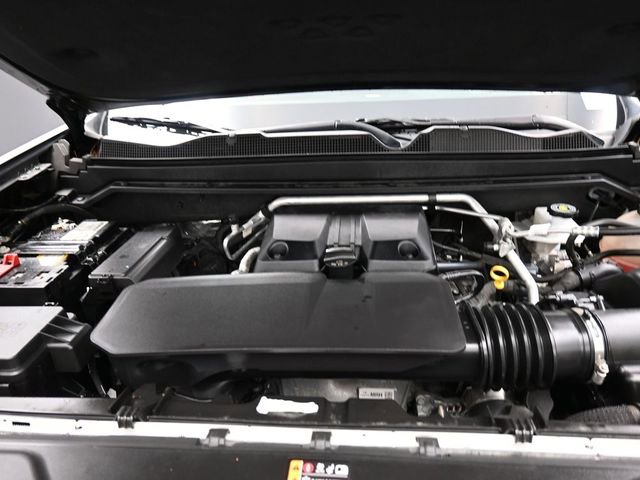 Used 2024 Chevrolet Colorado Z71 w/ Z71 Convenience Package 2 image 30