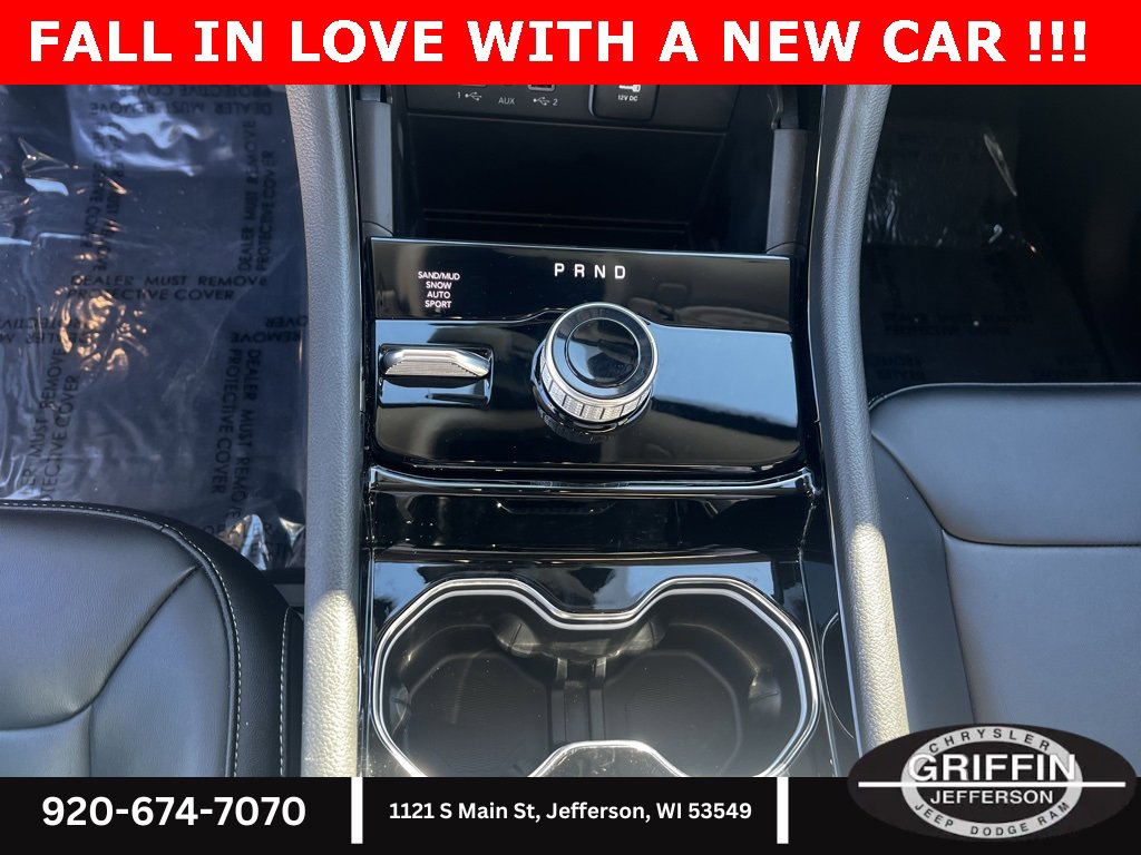 Used 2023 Jeep Grand Cherokee L Limited w/ Trailer Tow Group (B) image 12