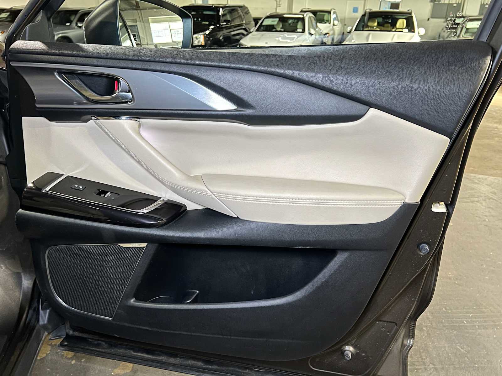 Used 2016 MAZDA CX-9 Grand Touring image 10