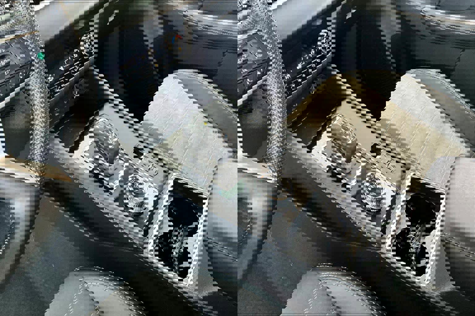 Used 2024 Mitsubishi Outlander SE image 17