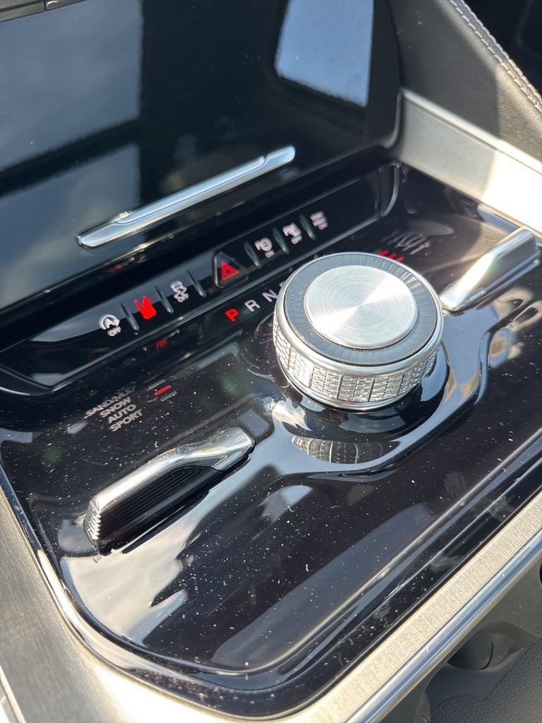 New 2026 Jeep Grand Wagoneer L Limited AWD/4WD image 13