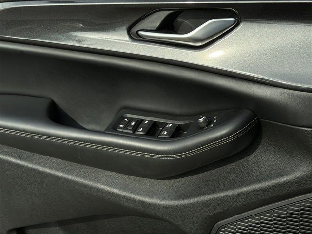 Used 2023 Jeep Grand Cherokee Altitude image 32