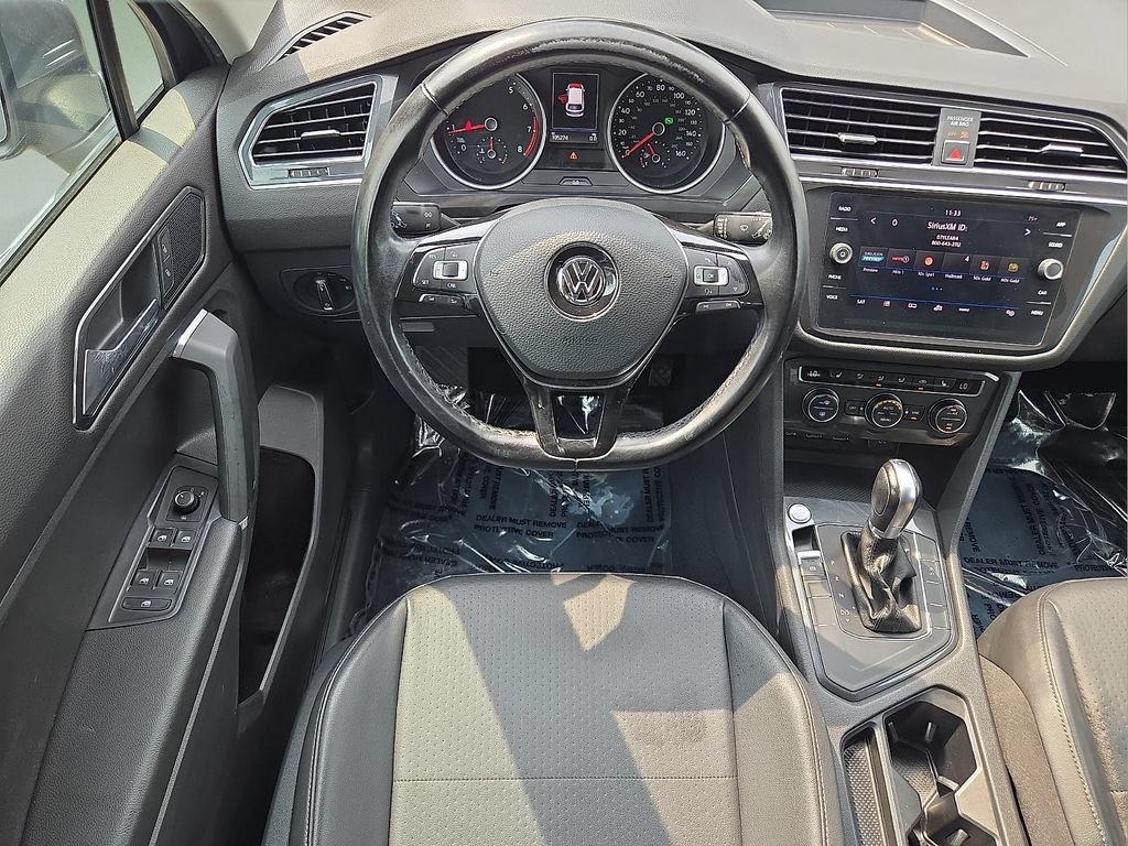 Used 2018 Volkswagen Tiguan SE FWD image 9