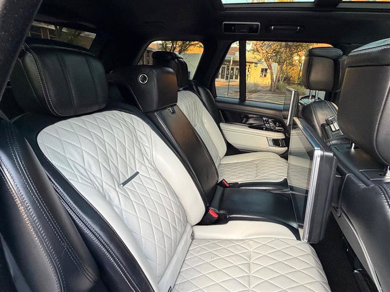 Used 2019 Land Rover Range Rover SV Autobiography Dynamic AWD/4WD image 33