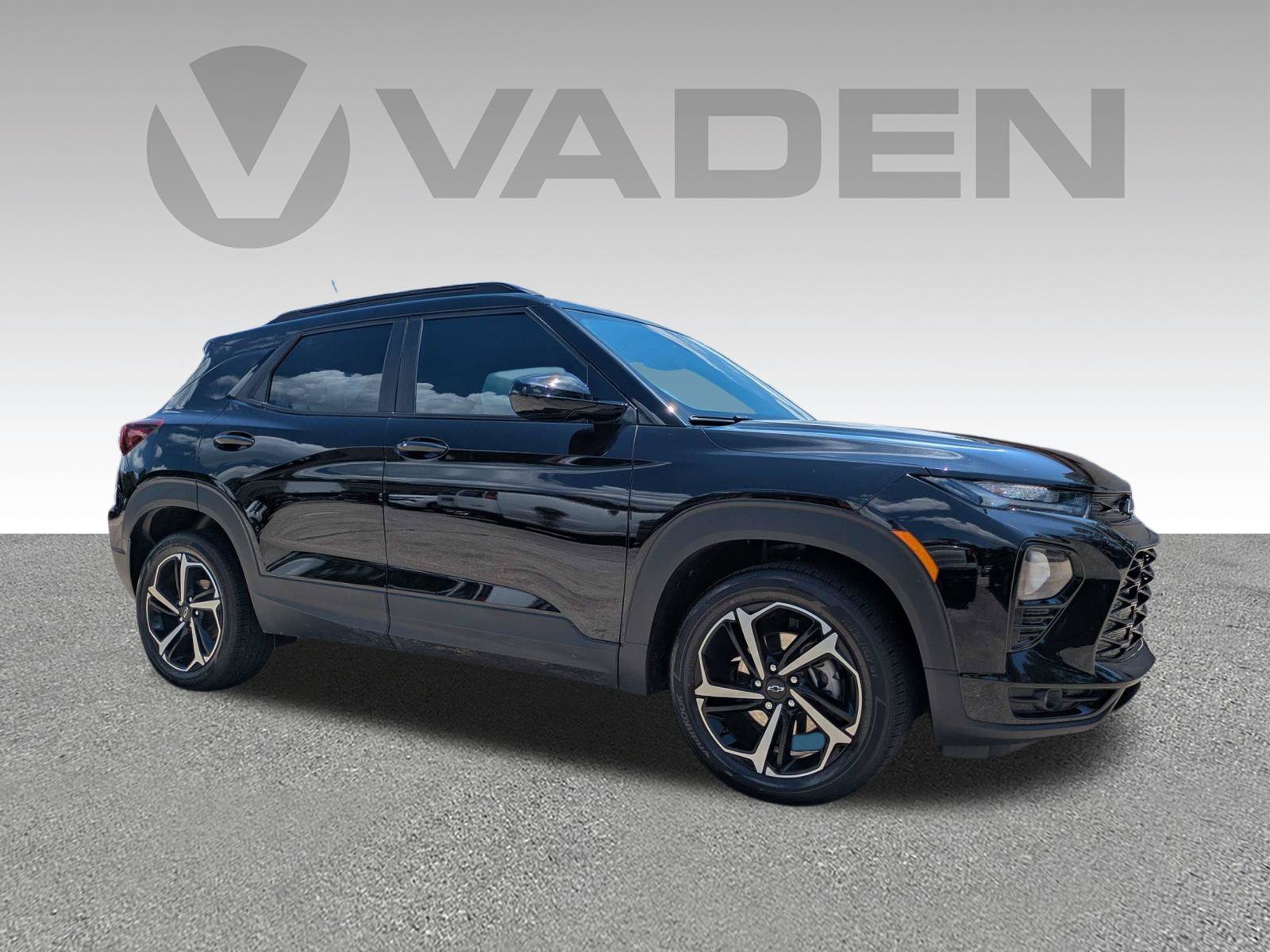 Certified 2023 Chevrolet TrailBlazer RS FWD image 3