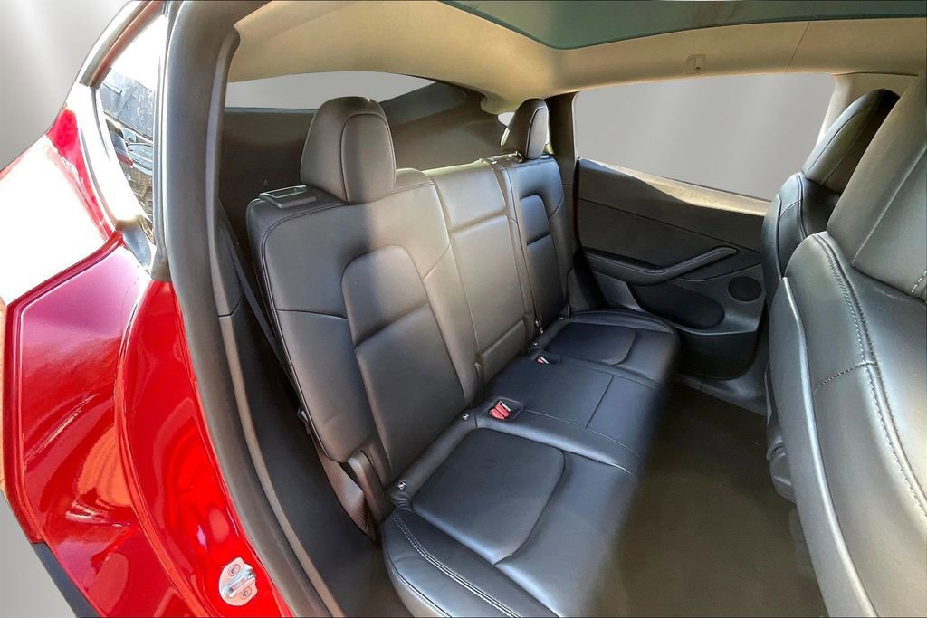 Used 2021 Tesla Model Y Performance AWD/4WD image 24