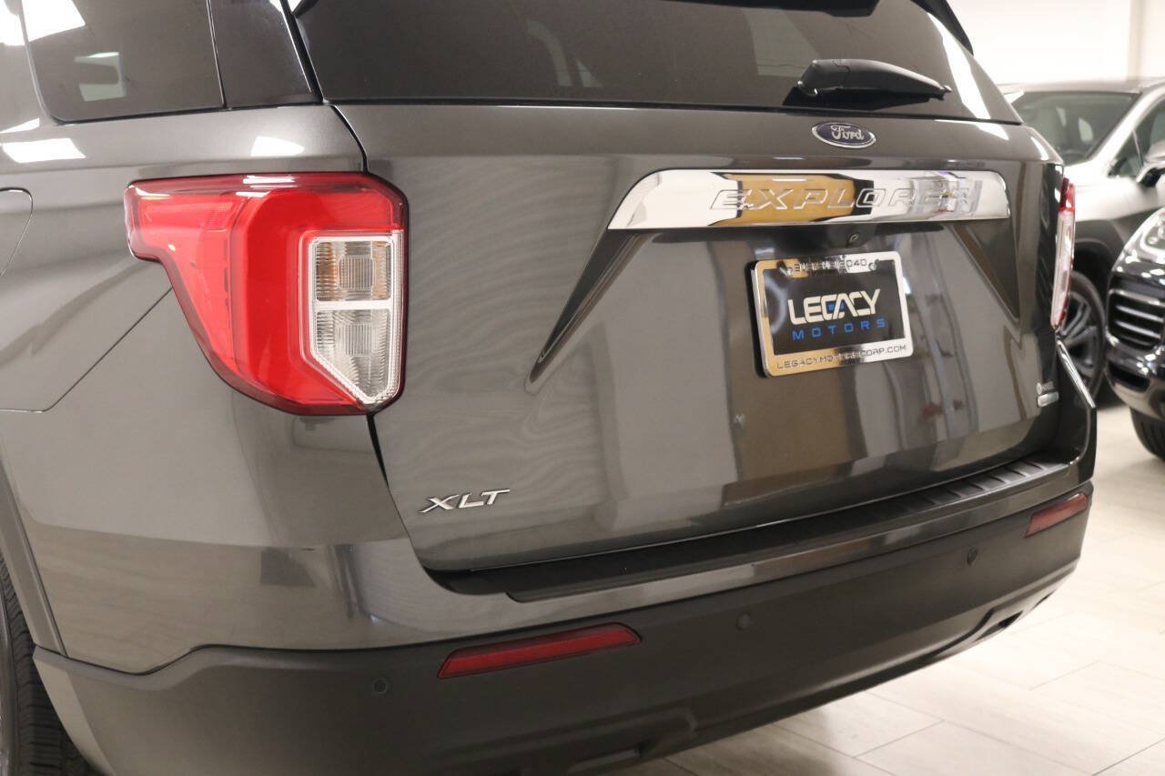 Used 2020 Ford Explorer XLT RWD image 98