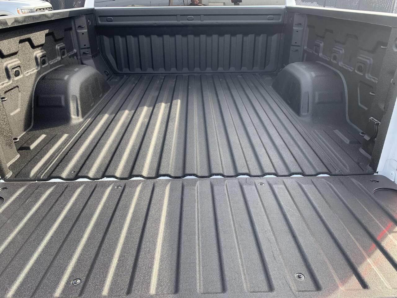 Used 2023 GMC Sierra 1500 Pro w/ Graphite Edition image 11