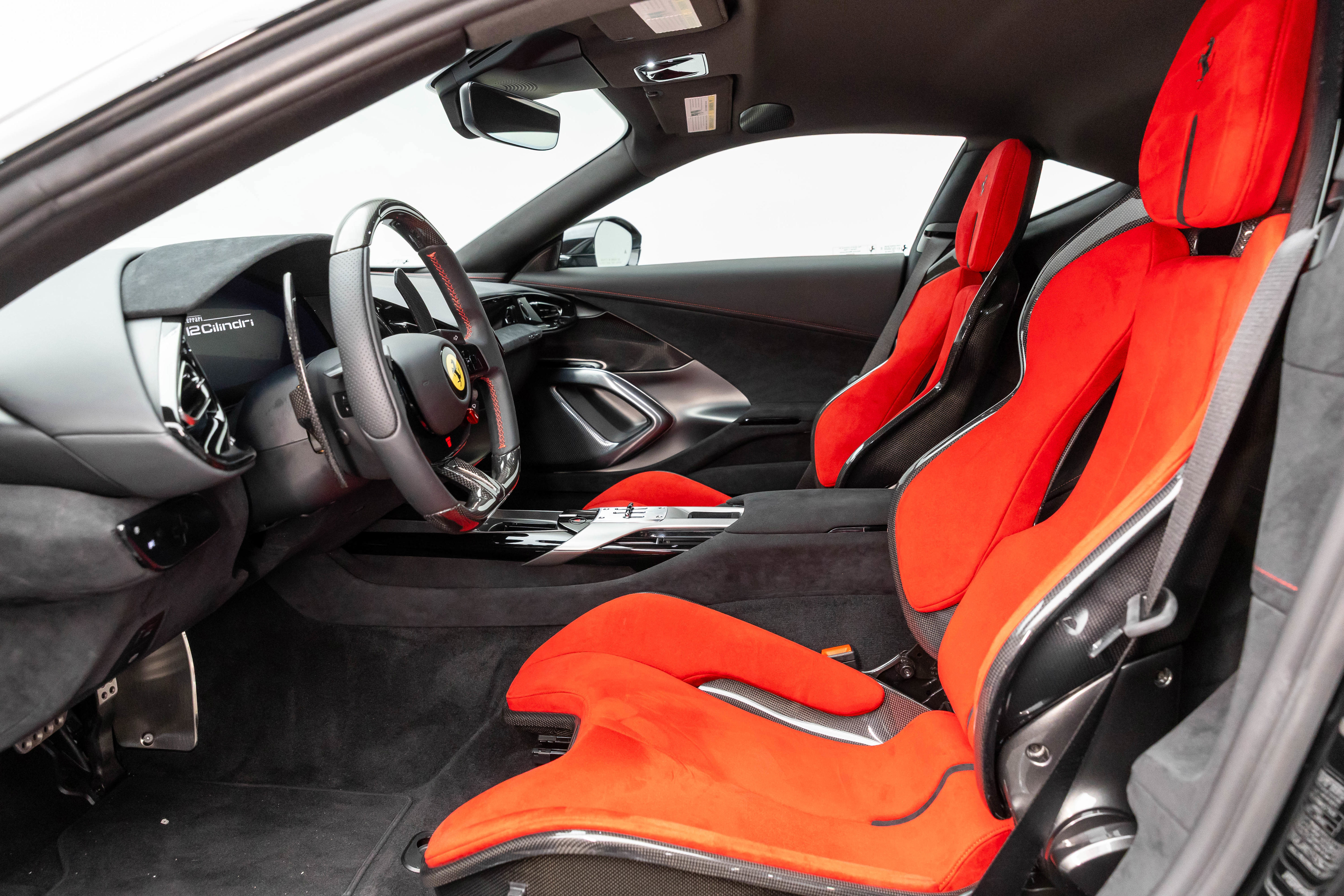 Used 2026 Ferrari 12Cilindri image 5