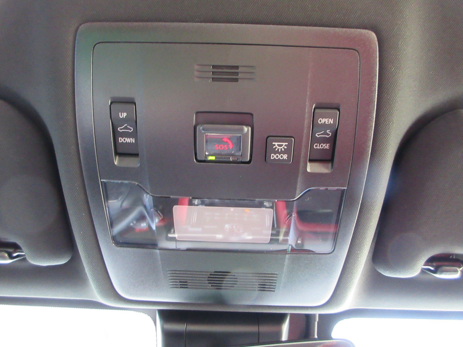 Used 2025 Lexus IS 500 RWD image 19