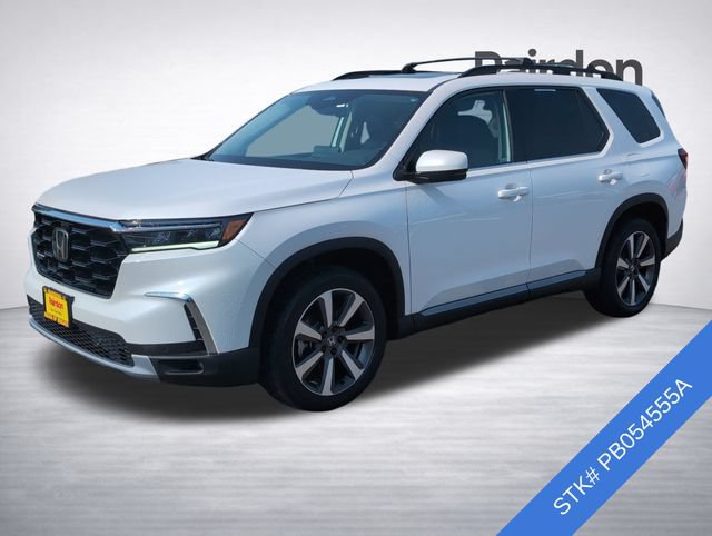 Used 2023 Honda Pilot Touring image 3