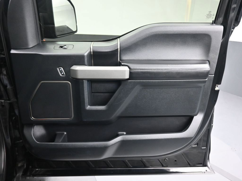 Used 2018 Ford F150 Raptor w/ Equipment Group 802A Luxury image 52