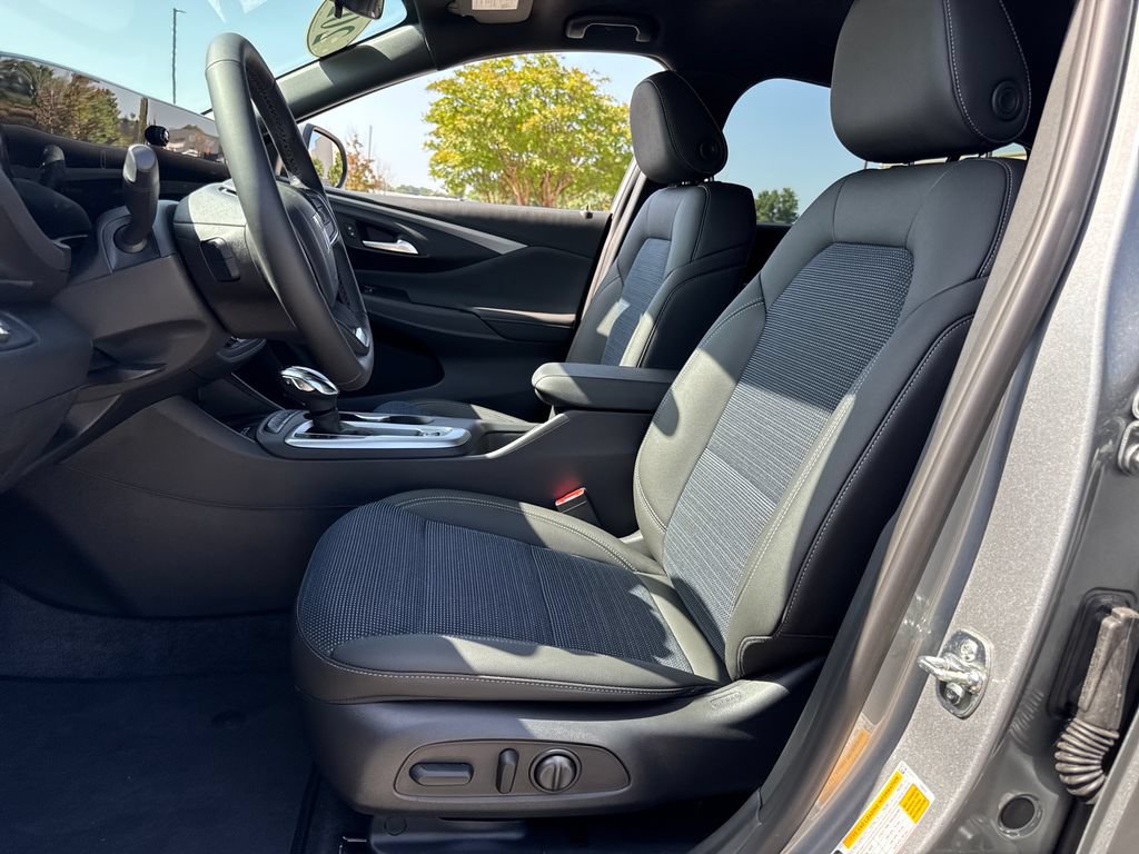 New 2026 Buick Envista Sport Touring w/ Convenience I Package FWD image 15