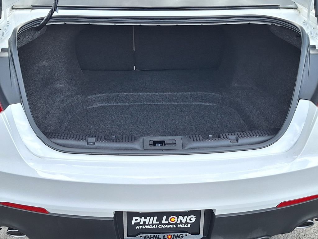 Used 2019 Ford Taurus SE image 26