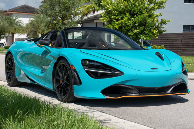 Used 2022 McLaren 720S Spider RWD image 12
