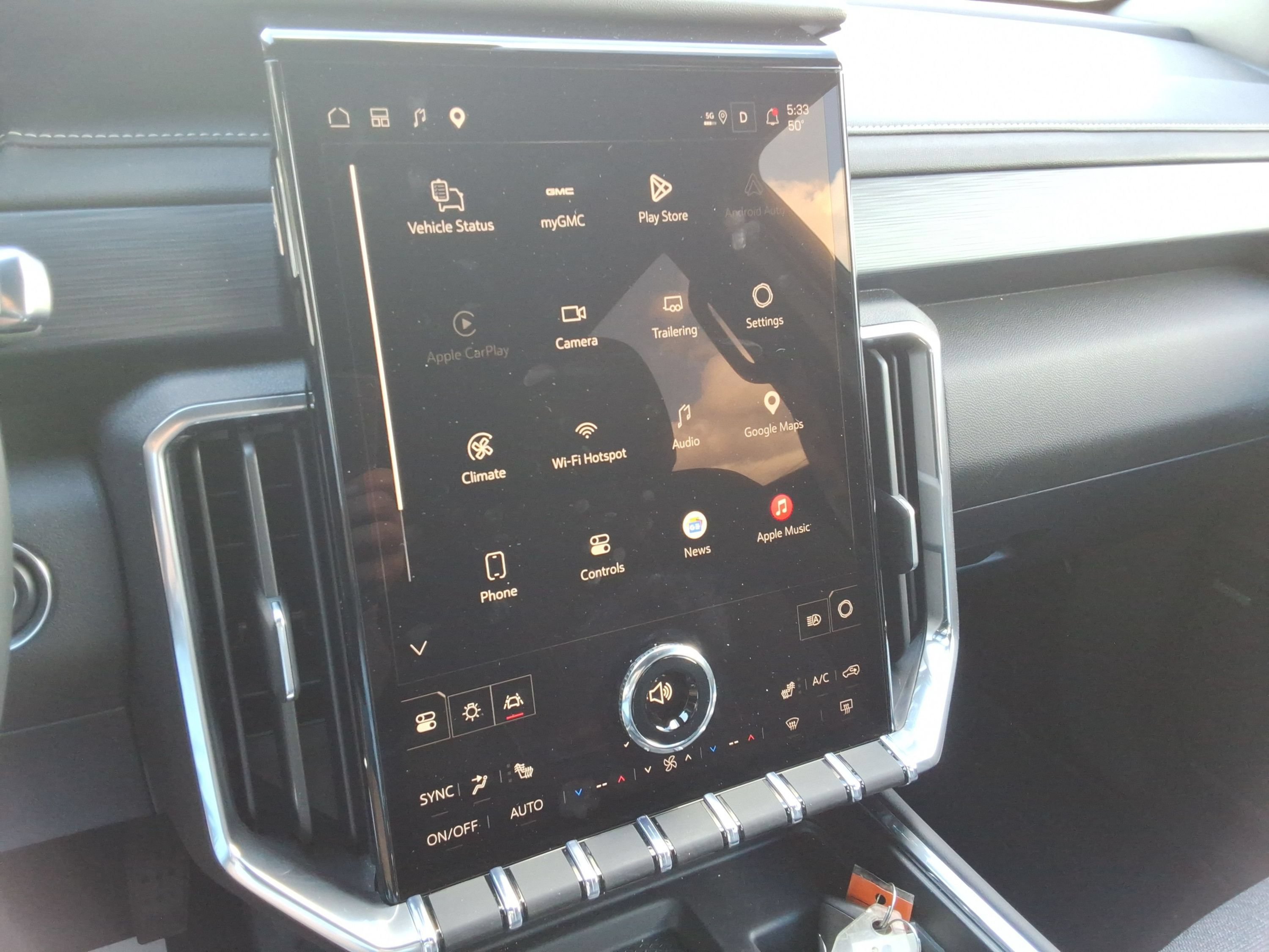 Used 2026 GMC Acadia Elevation FWD image 15