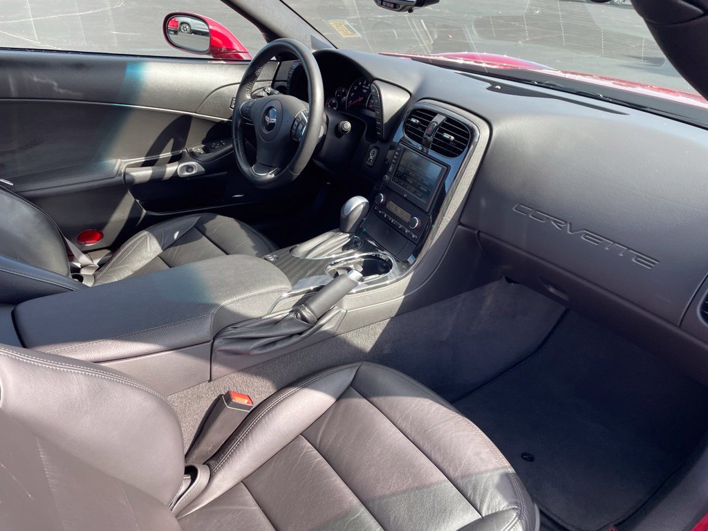 Used 2013 Chevrolet Corvette Coupe w/ 2LT Preferred Equipment Group RWD image 22