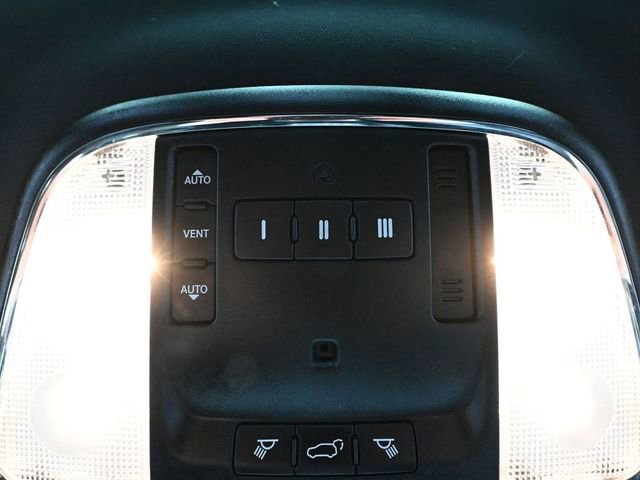 Used 2014 Jeep Grand Cherokee Limited w/ Trailer Tow Group IV AWD/4WD image 32