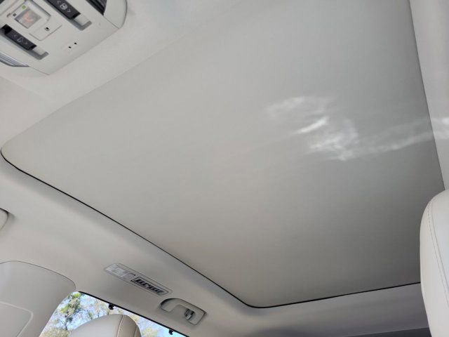 Used 2022 Toyota Highlander Platinum image 26